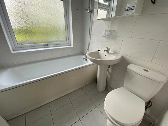 2 Bedroom End Of Terrace House To Rent In Kent Road., Dagenham, Dagenham, RM10