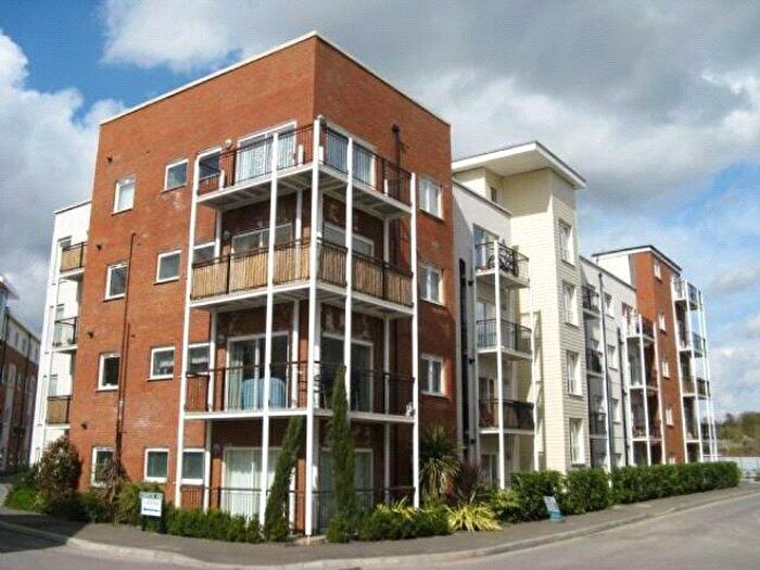 1 Bedroom Apartment To Rent In Canalside, Redhill, Surrey, RH1