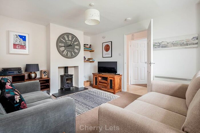 2 Bedroom Semi-Detached Bungalow To Rent In Barford St Michael, OX15