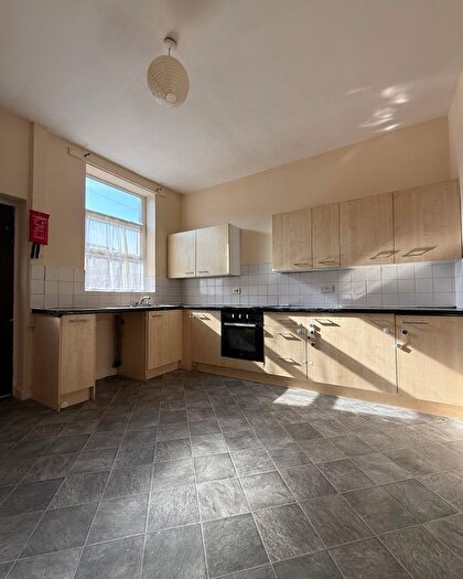 2 Bedroom Terraced House To Rent In Spring Street, Oldham, OL4