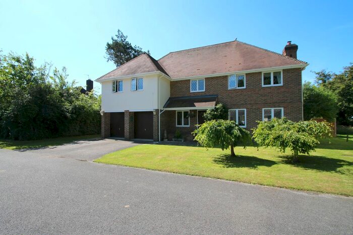 6 Bedroom Detached House For Sale In Whiston Avenue, Bethersden, Ashford, TN26