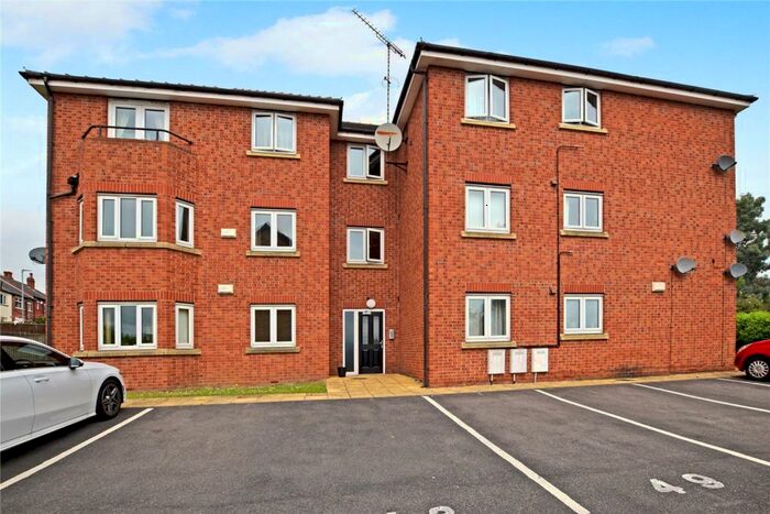 2 Bedroom Apartment To Rent In Stradbroke Way, Wortley, Leeds, LS12