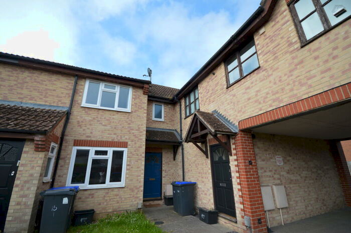 2 Bedroom Terraced House To Rent In Lumley Close, Salisbury, SP2