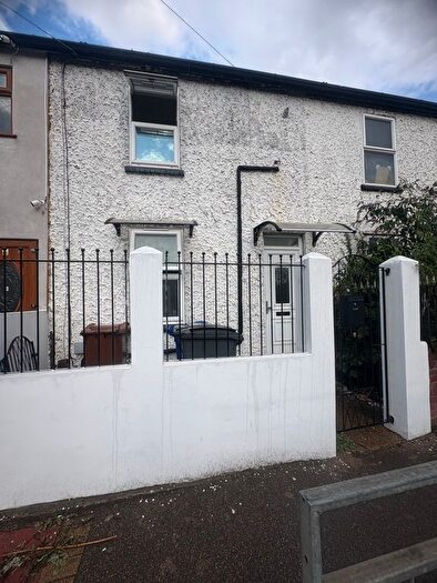 3 Bedroom Terraced House To Rent In Mill Road, Aveley, RM15
