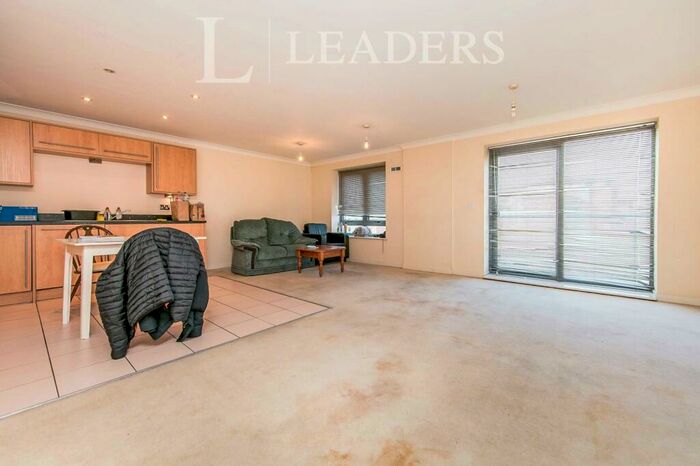 2 Bedroom Apartment To Rent In Quayside Drive, , Colchester, CO2