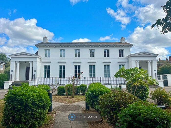 1 Bedroom Flat To Rent In Norwood Road, London, SE24