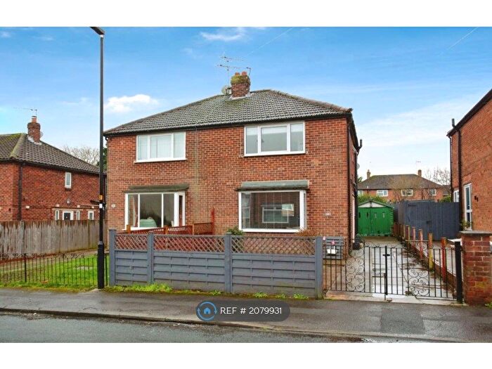 3 Bedroom Semi-Detached House To Rent In Byland Road, Harrogate, HG1