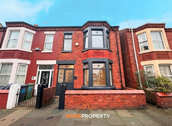 3 Bedroom Semi Detached House To Rent In Trafalgar Road, Wallasey, CH44
