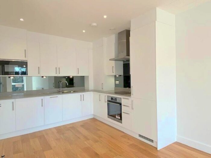 1 Bedroom Flat To Rent In Prideview Place, Stanmore, Middlesex, HA7