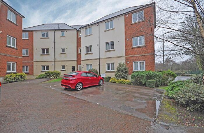 2 Bedroom Flat For Sale In Top Floor Apartment, Golden Mile View, Newport, NP20