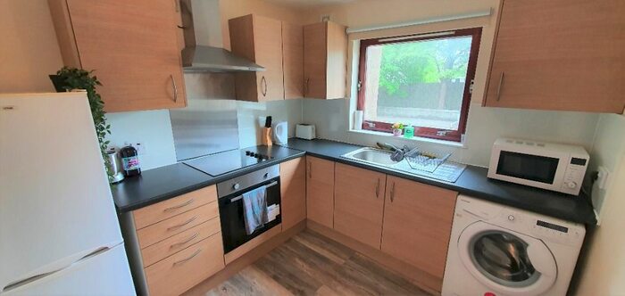 2 Bedroom Flat To Rent In Urquhart Terrace, City Centre, Aberdeen, AB24