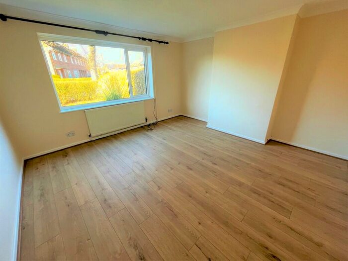 3 Bedroom Semi-Detached House To Rent In Woodville Road, Penwortham, PR1