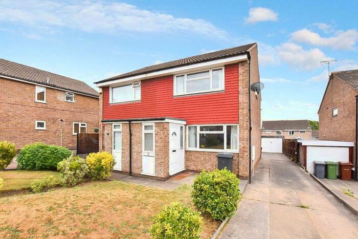 2 Bedroom Semi-Detached House To Rent In Haighside, Rothwell, Leeds, West Yorkshire, LS26