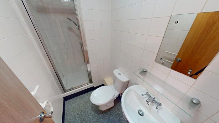 4 Bedroom Flat To Rent In Woolpack Lane, Nottingham, NG1