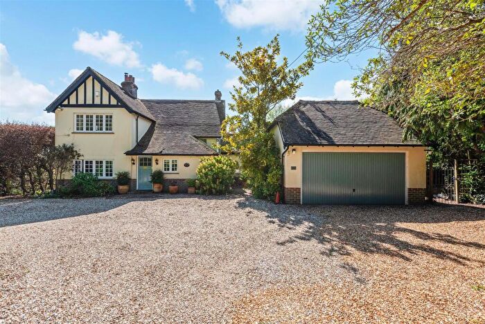 5 Bedroom Detached House For Sale In West Walberton Lane, Walberton, BN18