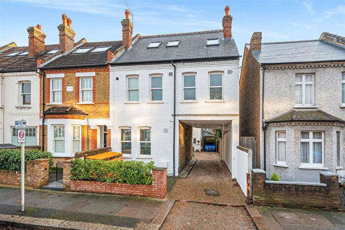 2 Bedroom Maisonette For Sale In Effra Road, Wimbledon, SW19