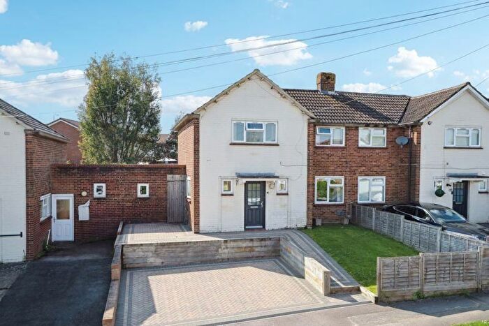 3 Bedroom Semi-Detached House To Rent In The Queens Drive, Mill End, WD3