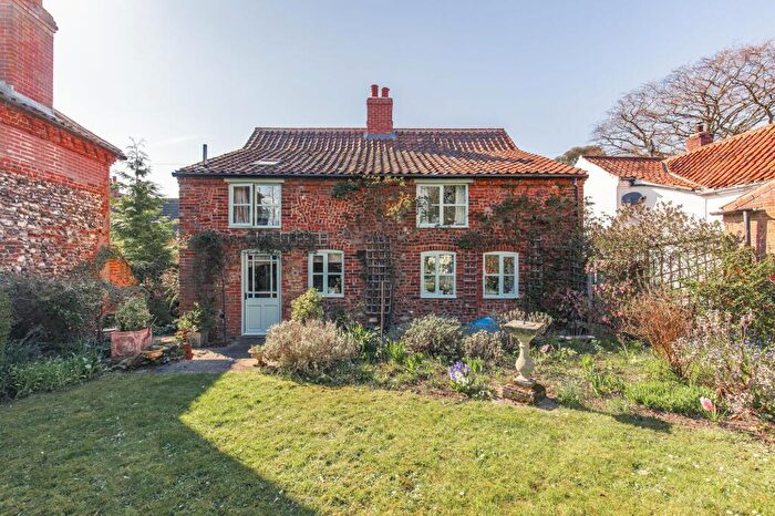 3 Bedroom Cottage For Sale In Foulsham, NR20