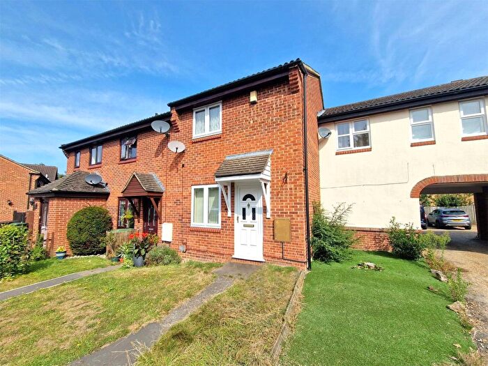 2 Bedroom Terraced House To Rent In Burbage Green, Bracknell, Berkshire, RG12