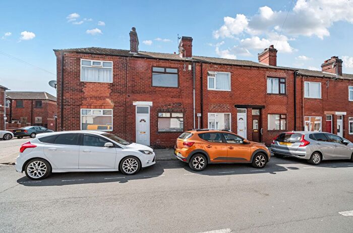 2 Bedroom Terraced House For Sale In Wilson Street, Castleford, West Yorkshire, Uk, WF10