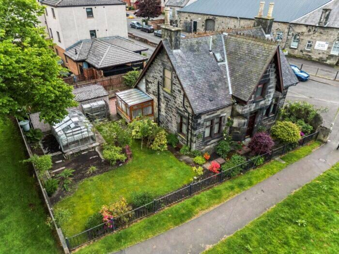 3 Bedroom Detached House For Sale In Castleblair Lodge, Inglis Lane, Dunfermline, KY12