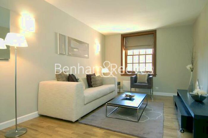 2 Bedroom Flat To Rent In Scott Avenue, Hammersmith, SW15