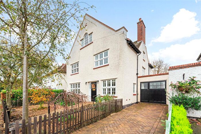 6 Bedroom Detached House For Sale In Icknield Way, Letchworth Garden City, Hertfordshire, SG6