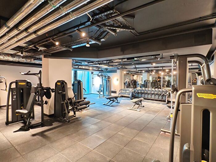 1 Bedroom Flat To Rent In Affinity View, London, E16