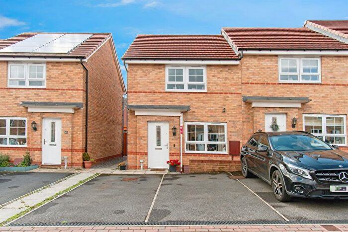 2 Bedroom End Of Terrace House For Sale In Ramsden Crescent, Pontefract, WF8