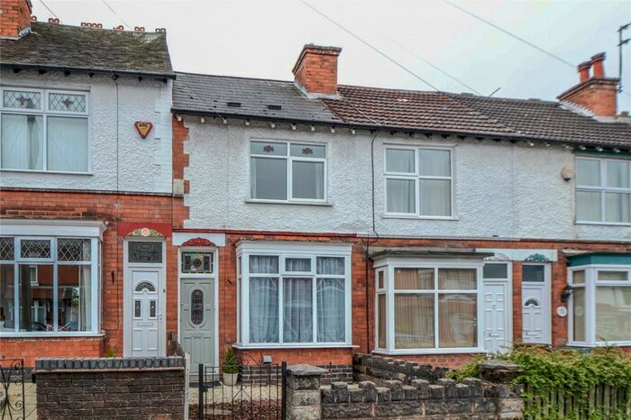 3 Bedroom Terraced House To Rent In Newlands Road, Stirchley, Birmingham, West Midlands, B30