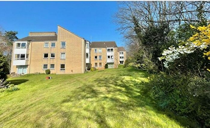 2 Bedroom Flat For Sale In Overnhill Road, Bristol, BS16