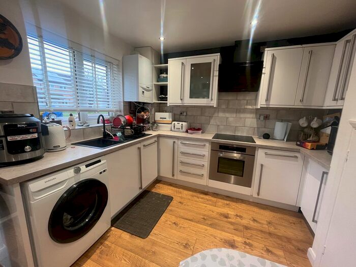 3 Bedroom Property To Rent In Star Mews, Peterborough, PE1