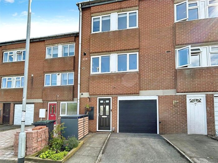 3 Bedroom Terraced House For Sale In Dilhorne Grove, Dresden, Stoke On Trent, Staffordshire, ST3