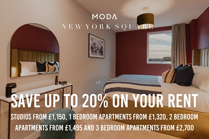 3 Bedroom Flat To Rent In New York Square, Soyo, Quarry Hill, Leeds, West Yorkshire, LS2