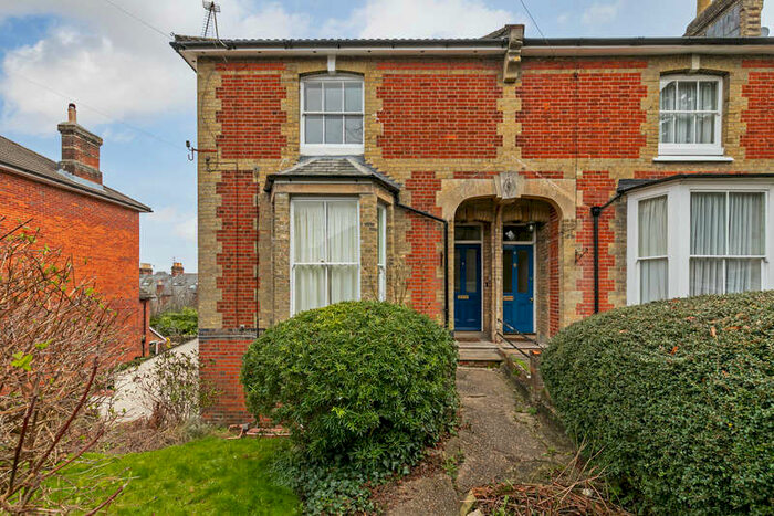 1 Bedroom Flat To Rent In Winchester, SO22