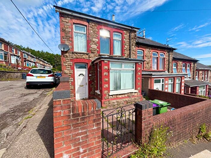 2 Bedroom End Of Terrace House For Sale In Helpstone Terrace, Wainfelin, Pontypool, NP4