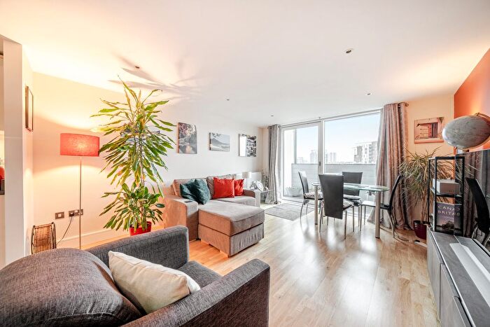 1 Bedroom Flat For Sale In Merryweather Place, Greenwich, London, SE10