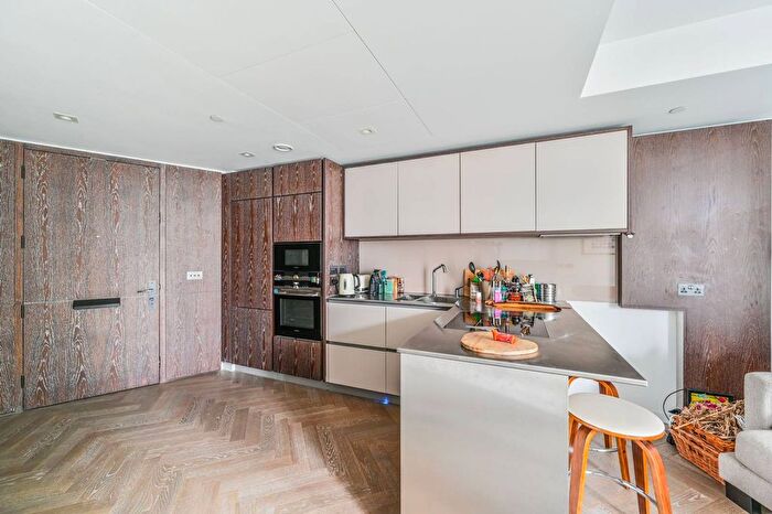 1 Bedroom Flat To Rent In Circus Road West, Battersea Power Station, London, SW11
