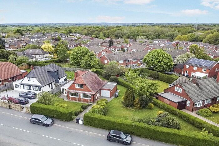 3 Bedroom Detached House For Sale In Bilton Lane, Harrogate, HG1