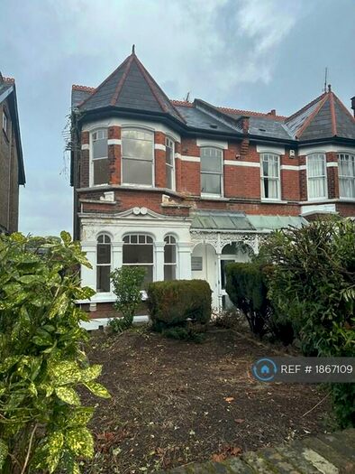 1 Bedroom Flat To Rent In Station Road, London, E4