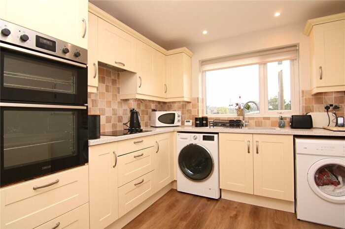 2 Bedroom Bungalow For Sale In Jennings Close, Silsden, BD20