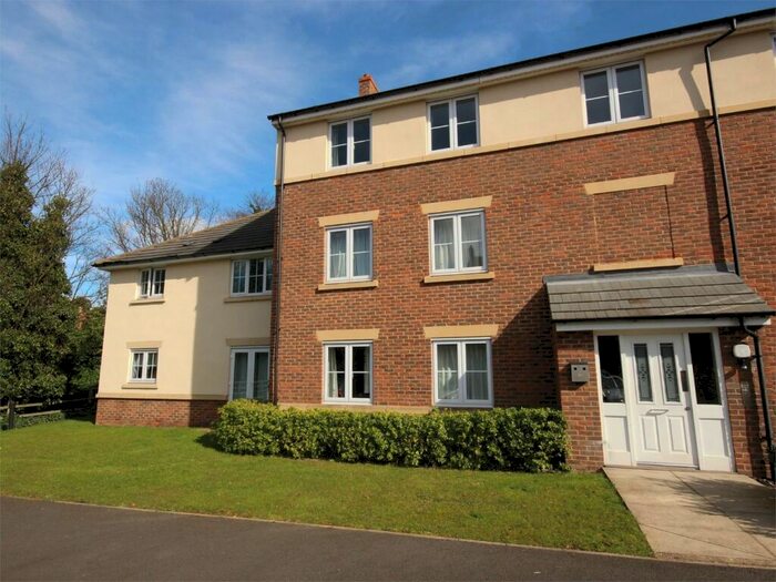 2 Bedroom Apartment To Rent In The Hawthorns, Flitwick, MK45