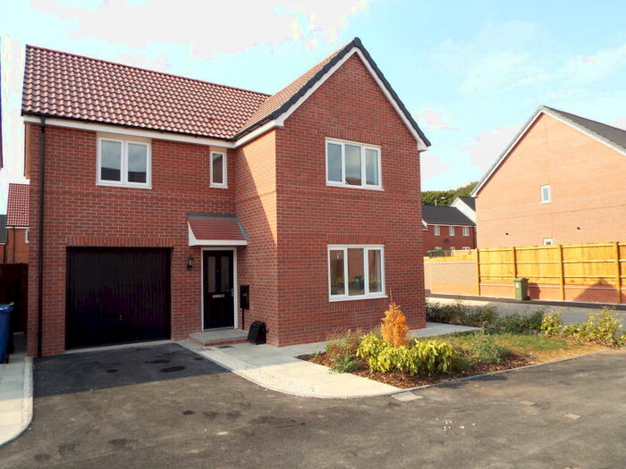 4 Bedroom House To Rent In Mandalay Road, Pleasley, Mansfield, NG19