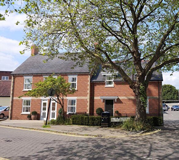 1 Bedroom Apartment For Sale In Town Centre, Ringwood, BH24