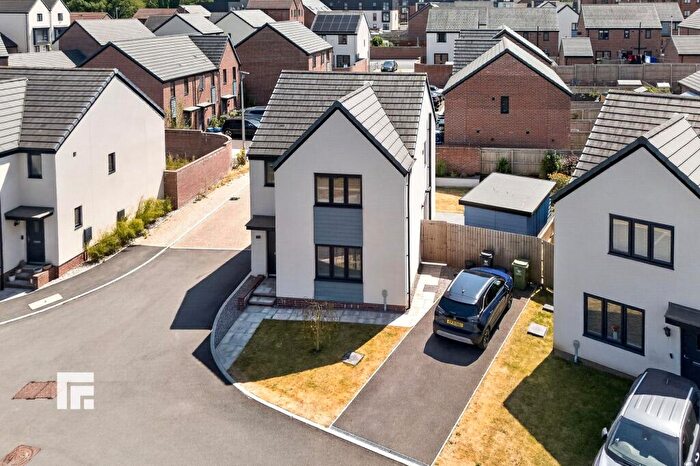 3 Bedroom Detached House For Sale In Cilffordd Y Coed Capel Llanilltern Cardiff, CF5
