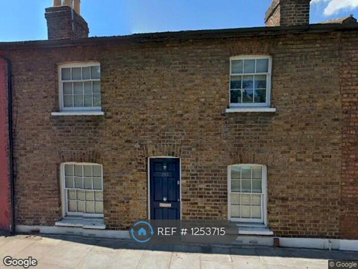 3 Bedroom Terraced House To Rent In Richmond Road, Twickenham TW1