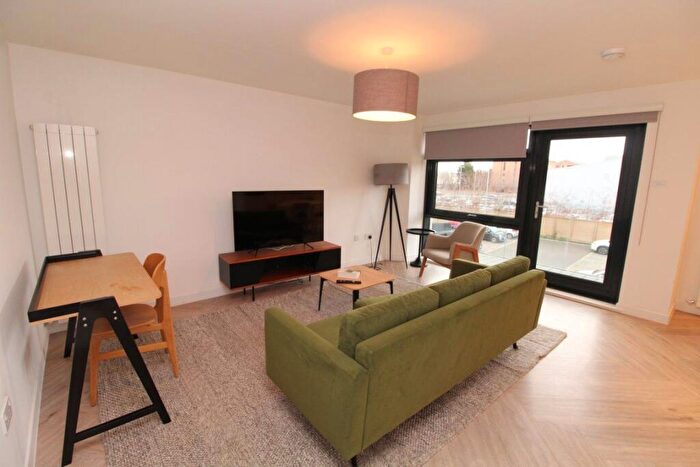 2 Bedroom Flat To Rent In Minerva Way, Finnieston, G3