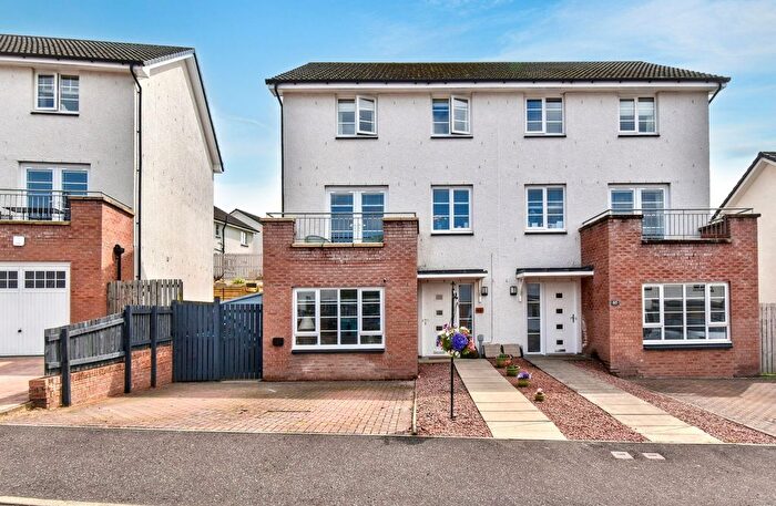 4 Bedroom Semi Detached House For Sale In Lochan Road, Kilsyth, G65