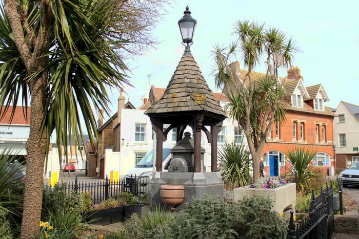 2 Bedroom Bungalow To Rent In Canterbury Road, Birchington, CT7