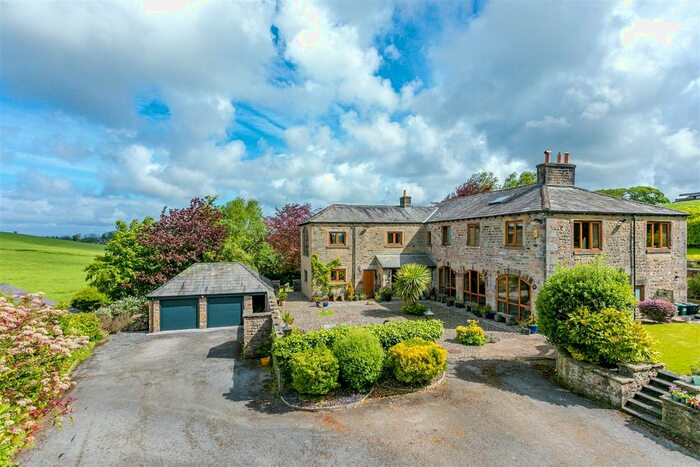 5 Bedroom Barn Conversion For Sale In Coach House, Oaklands Court, Aldcliffe, Lancaster, Lancashire, LA1